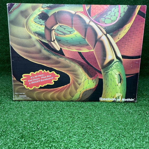 Reebok - Picture 6 of 6